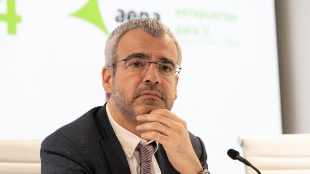 MADRID.-Aena trasladará a Almeida que el censo de personas sin hogar en Barajas corresponde al Ayuntamiento y ofrece colaborar