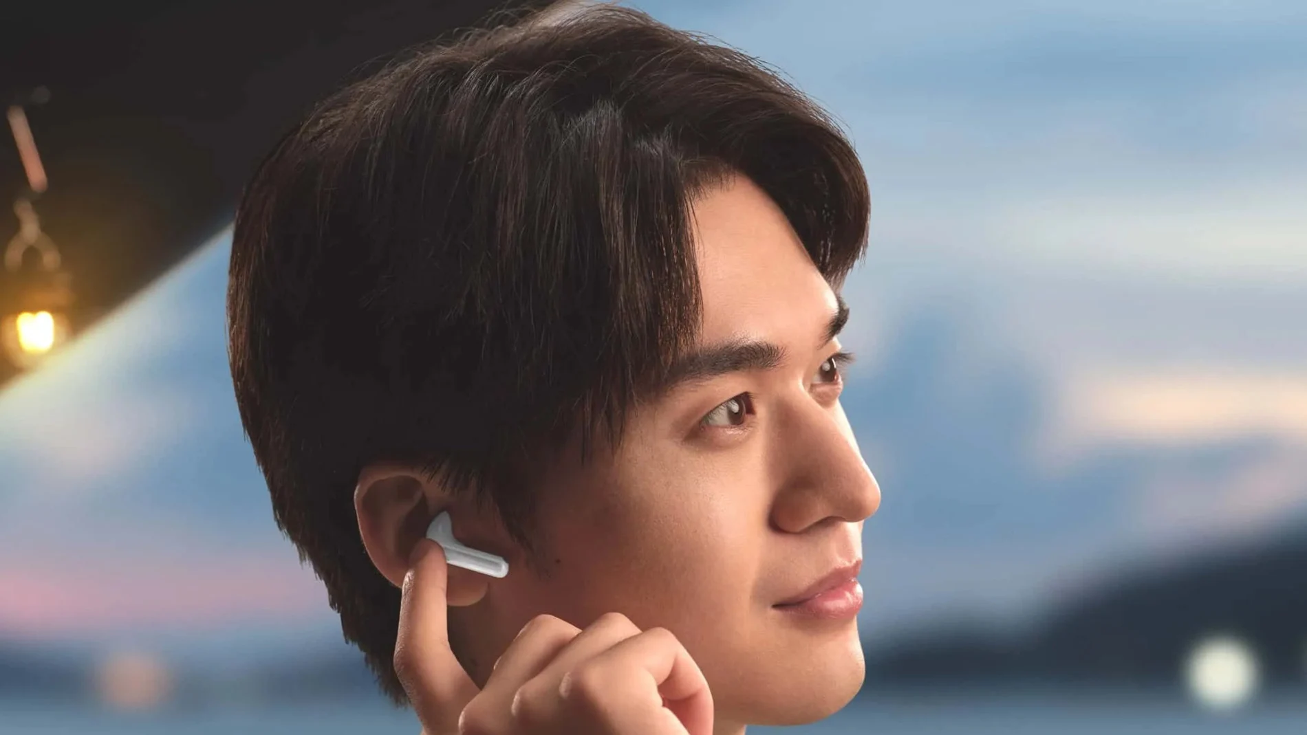Estos auriculares inalámbricos de HUAWEI tienen una zona de control táctil