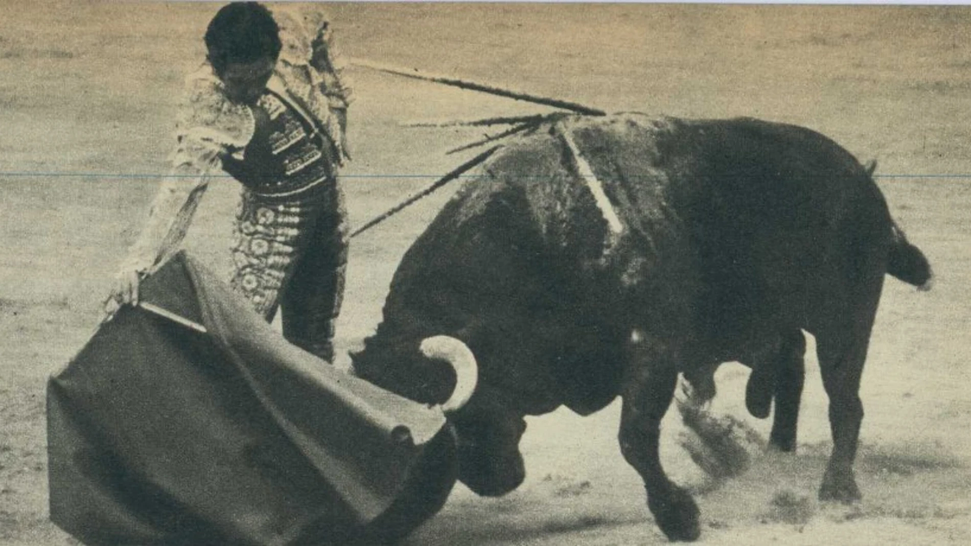 50 años de una tarde inmortal: Camino y Teruel a hombros en Madrid con Manzanares como testigo