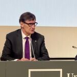 El presidente de la Generalitat, Salvador Illa, en una rueda de prensa organizada por el 'Diari de Barcelona' en la UPF