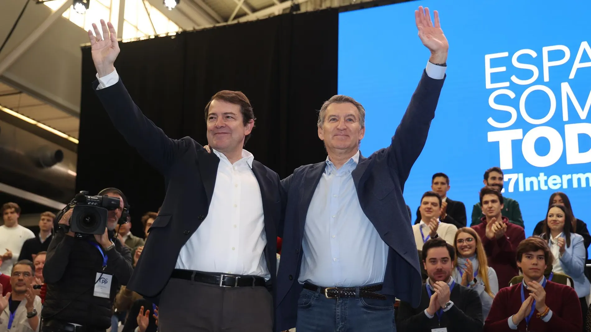 Alberto Núñez Feijóo junto a Alfonso Fernández Mañueco