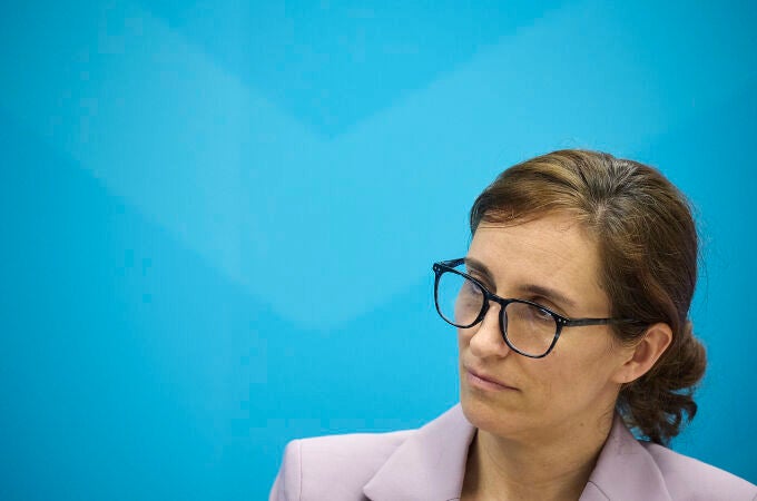 Mónica García y Bustinduy informan sobre el real decreto para garantizar una alimentación saludable en hospitales y en residencias 