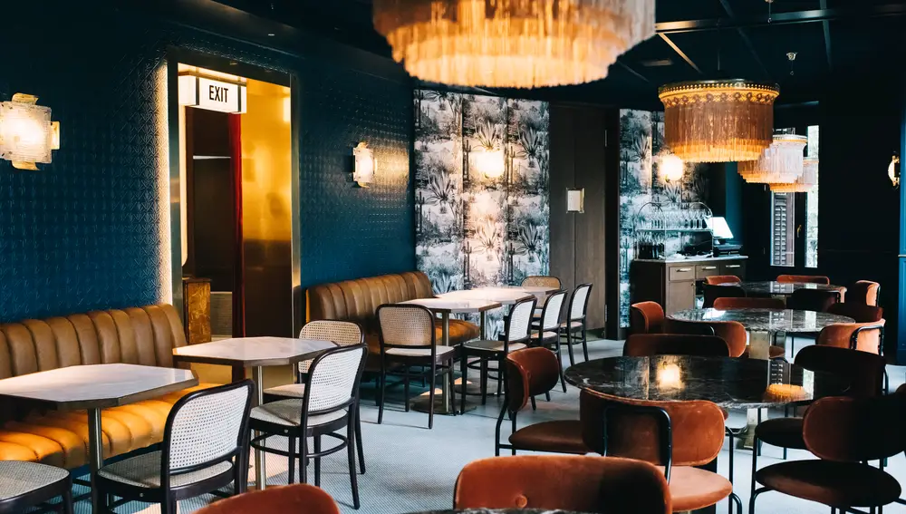 El Café Comercial ha sido uno de sus grandes trabajos de rehabilitación sin perder su alma decimonónica