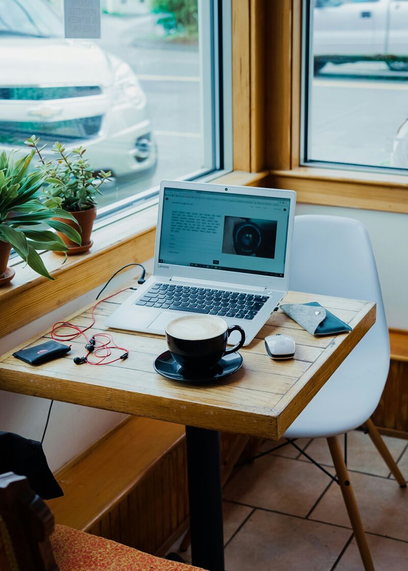 Estudio revela los beneficios del teletrabajo: así mejora tu salud y tu calidad de vida