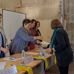 M.ª del Rosario Sáez Yuguero, rectora de la Universidad Católica de Ávila; Sonsoles Arroyo Fragua, concejala de Cultura, Educación y Hacienda del Excmo. Ayuntamiento de Arévalo; Laura Martín Martín, delegada provincial de Educación de Ávila y Francisco Trullén, director del Programa, presiden el acto