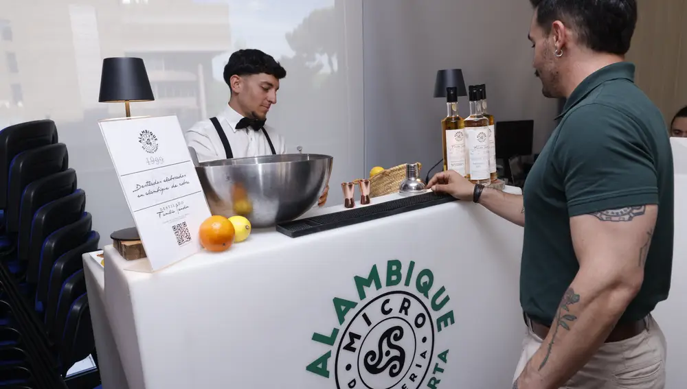 El evento de Hombres G, patrocinado por Alambique de Santa Marta