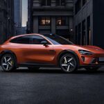 El Xiaomi YU7, en color naranja
