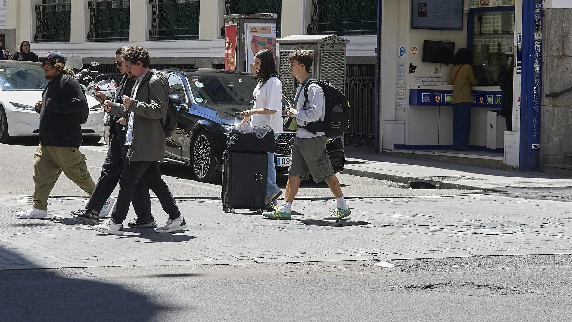 MADRID.-AMP.- Las pernoctaciones hoteleras en Madrid crecen un 6,8% en abril, con una escalada de los precios de un 12,2%