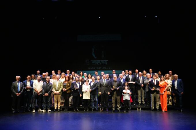 La gastronomía tradicional de Castilla y León se viste de gala en una ceremonia organizada por Hosturcyl