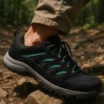 ¡Ocasión! Columbia liquida estas zapatillas de senderismo para mujer impermeables