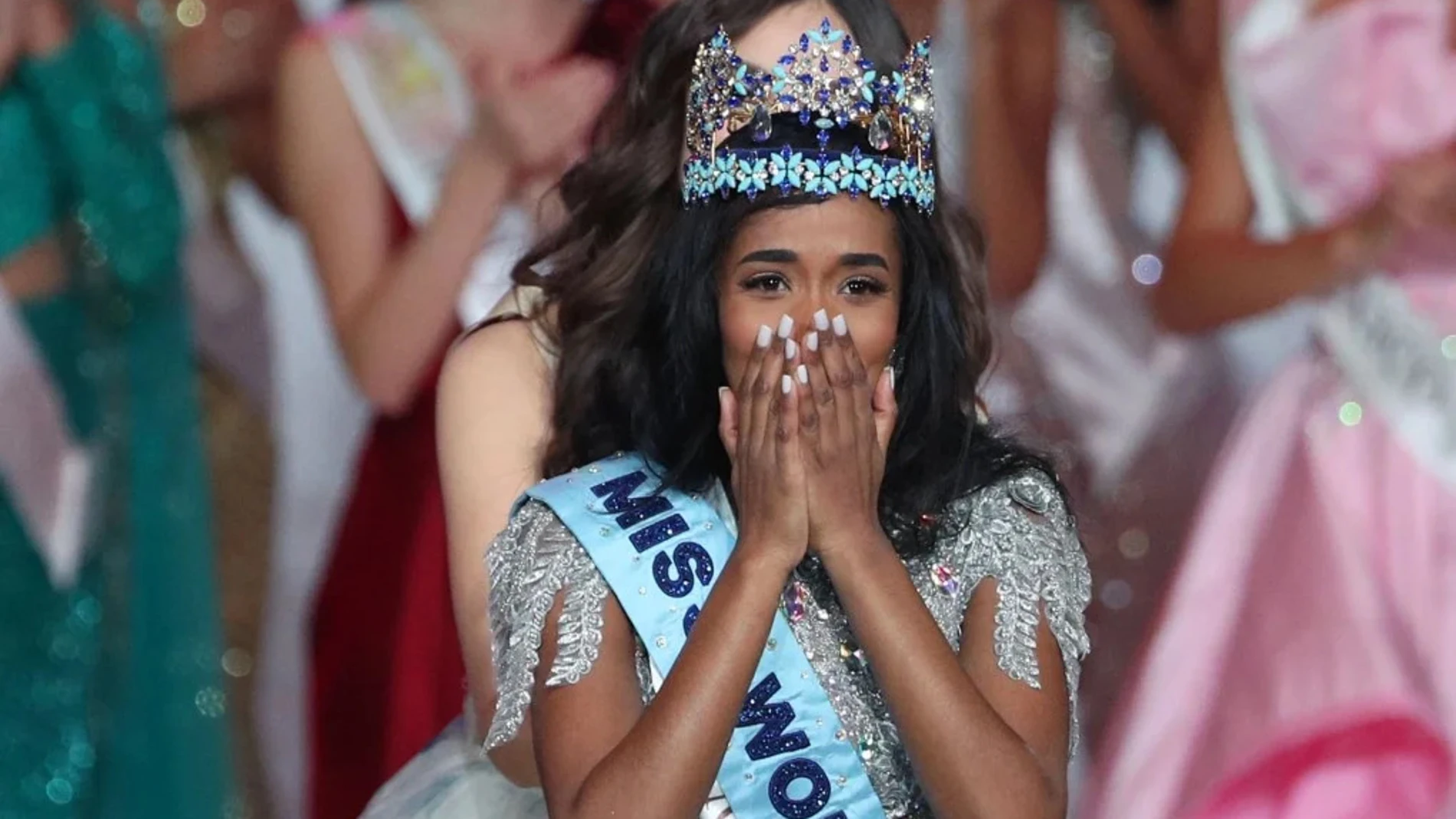 La jamaicana Tonni-Ann Singh durante su coronación como Miss Mundo 2019
