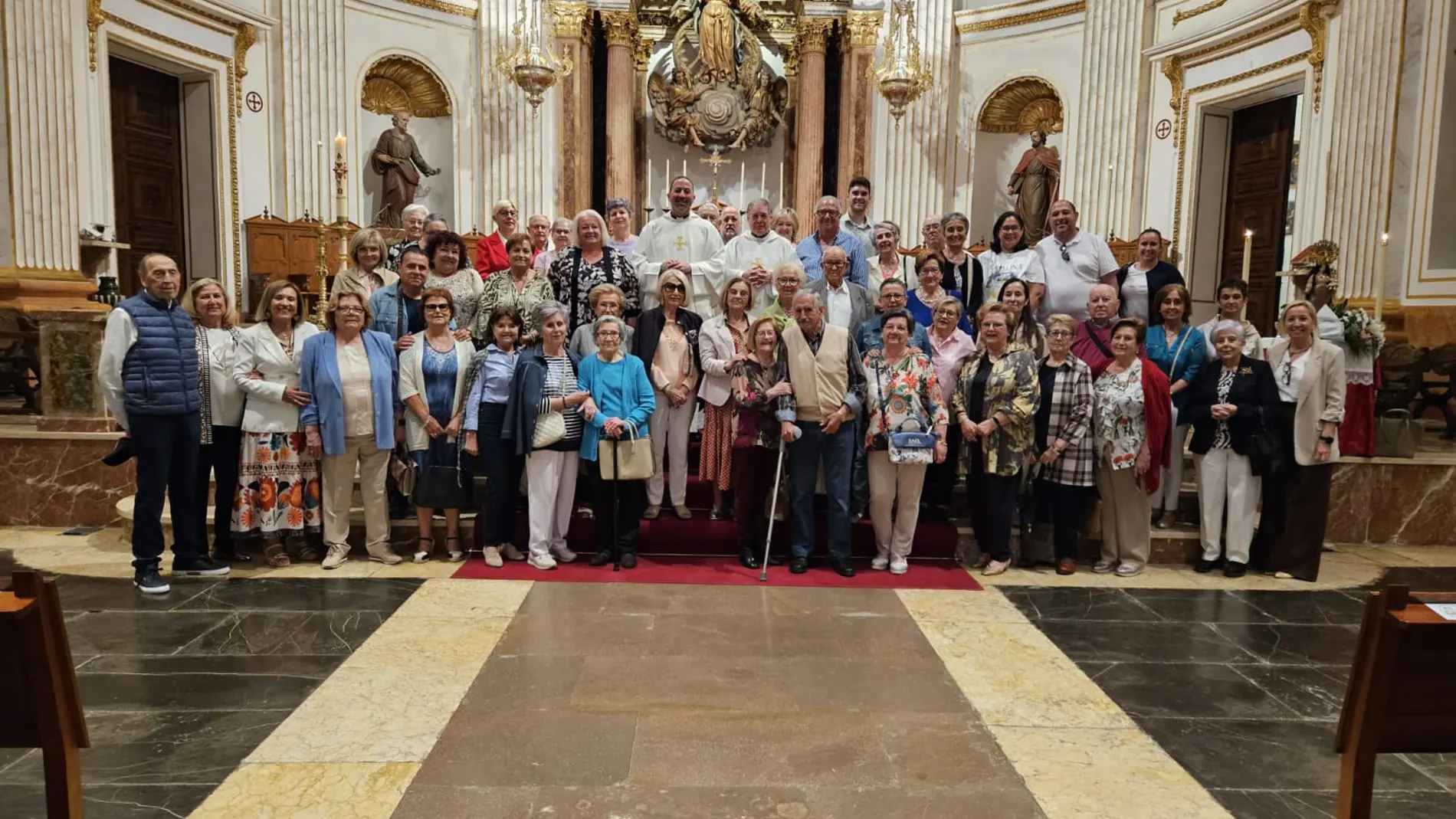 La comitiva en la Catedral de Segorbe