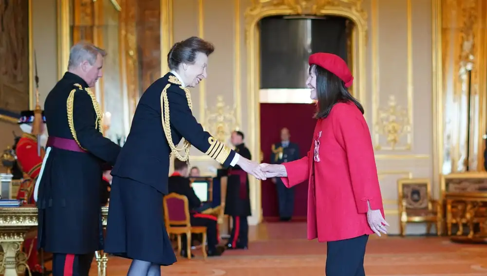 Julia Morley es nombrada Comandante de la Orden del Imperio Británico por la Princesa Ana