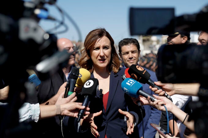 La alcaldesa Catalá presenta el dispositivo de playas