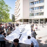 Un juez imputa a dos exaltos cargos y un exasesor de la Comunidad de Madrid por protocolos sobre las residencias en pandemia