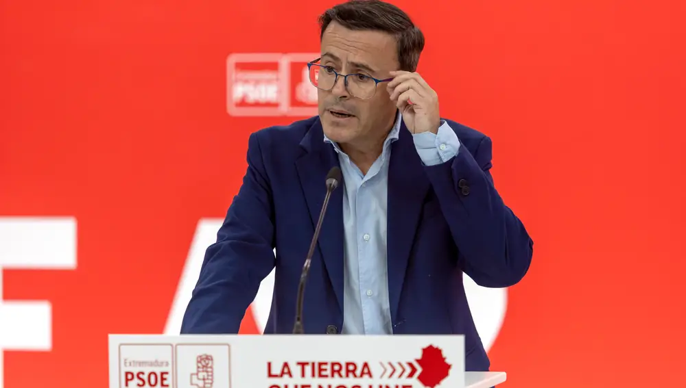 Rueda de prensa de Miguel Ángel Gallardo
