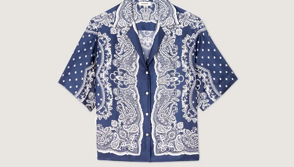 Camisa bandana.