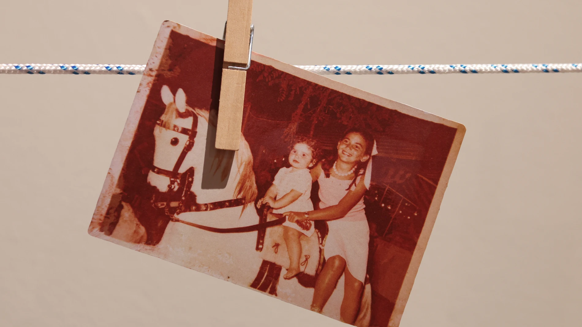 Los recuerdos familiares que sobrevivieron al fango de la riada