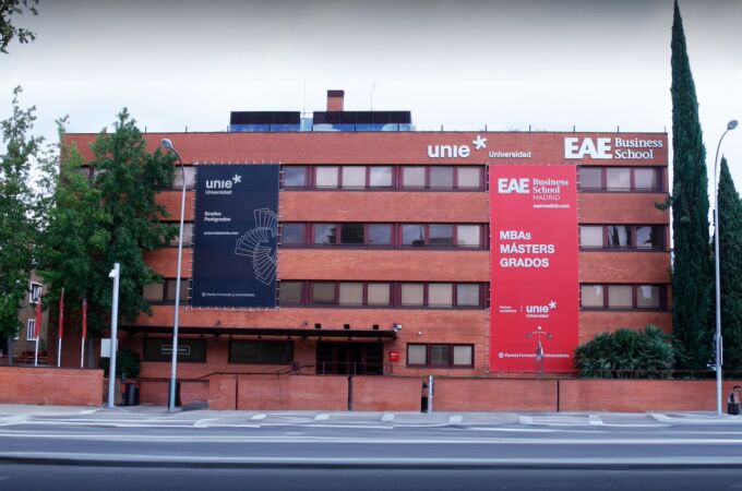 Fachada de uno de los edificios de EAE Madrid