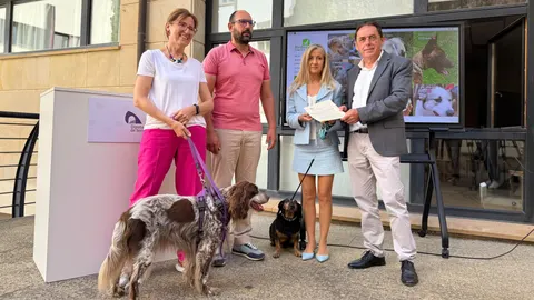 Firma del convenio entre la Diputación de Soria y la Asociación Redención