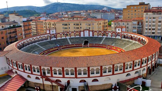 Morante, Emilio de Justo y Marco Pérez, en la feria taurina de Soria