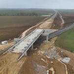 Imagen de la construcción de una línea de AVE