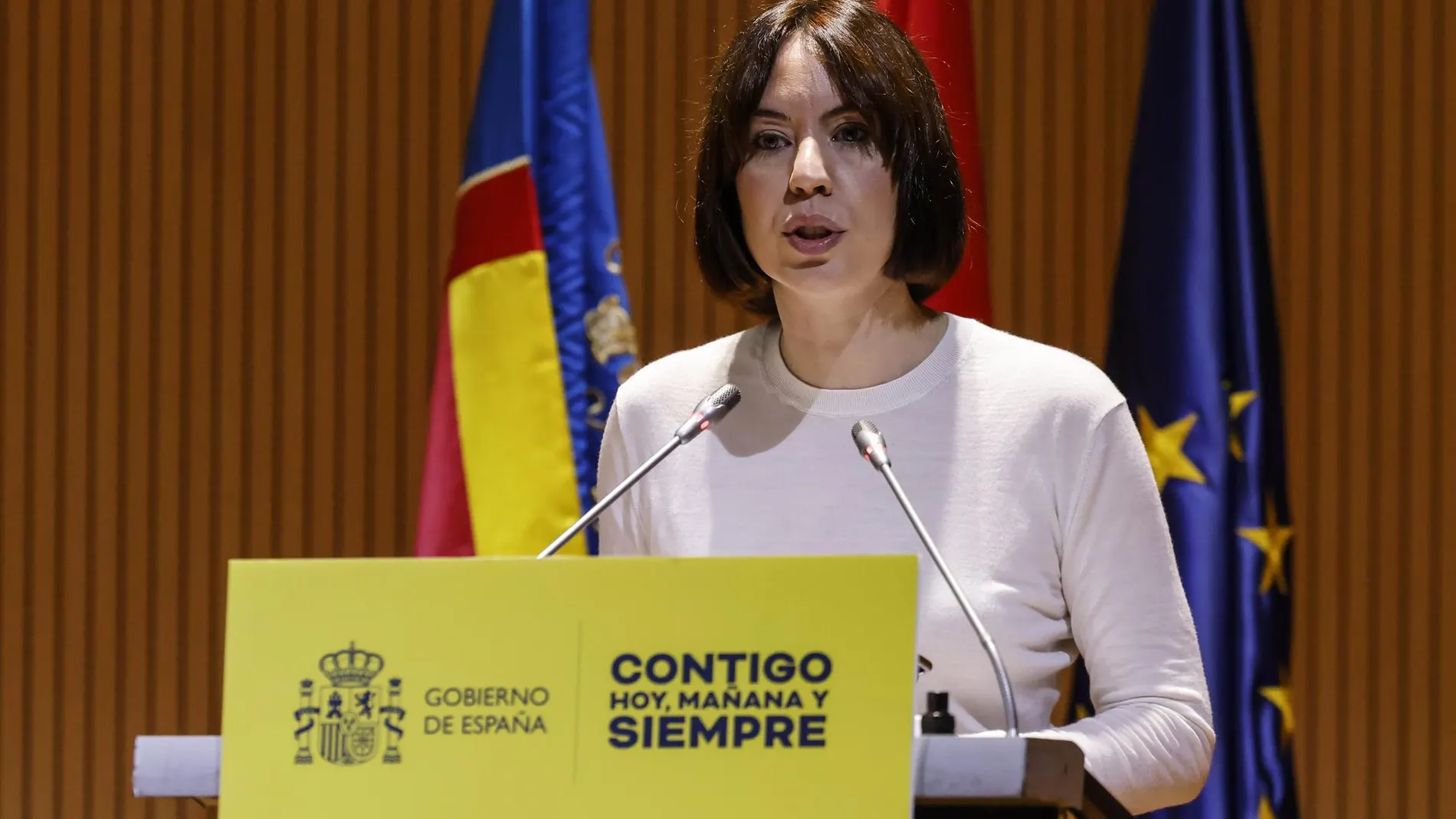 Morant afea a Mazón su "triunfalismo" con los presupuestos y a Feijóo que sea "incapaz de poner orden"