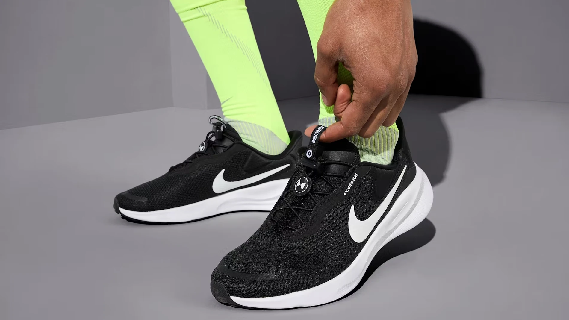 Nike Revolution 7