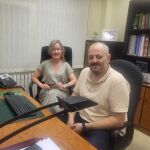 Los investigadores de la ULE Rosana Fuentes y José Luis del Campo