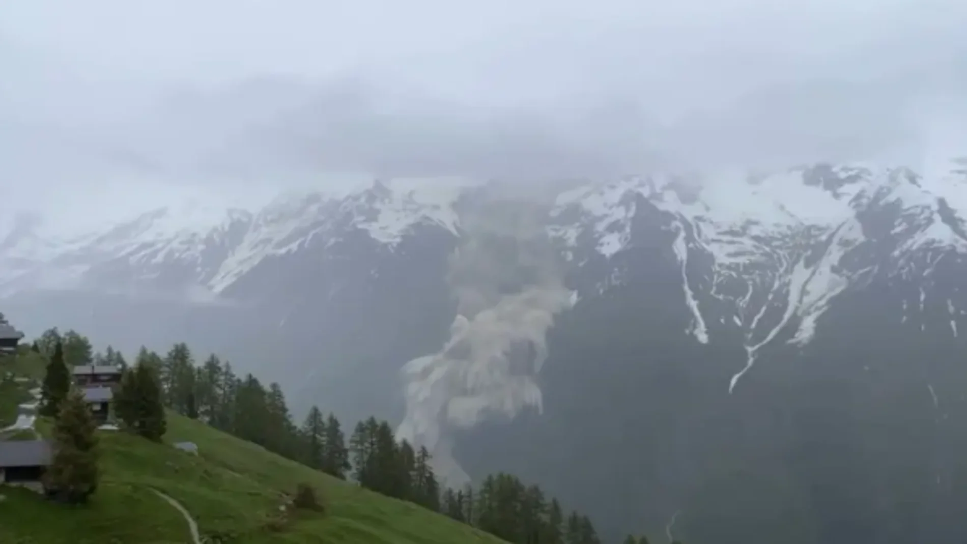 La avalancha desatada por el glaciar Birch en Suiza