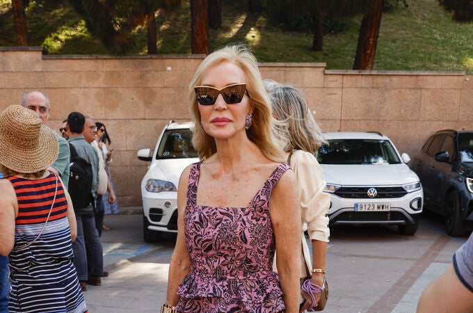 El look de Carmen Lomana en los toros.
