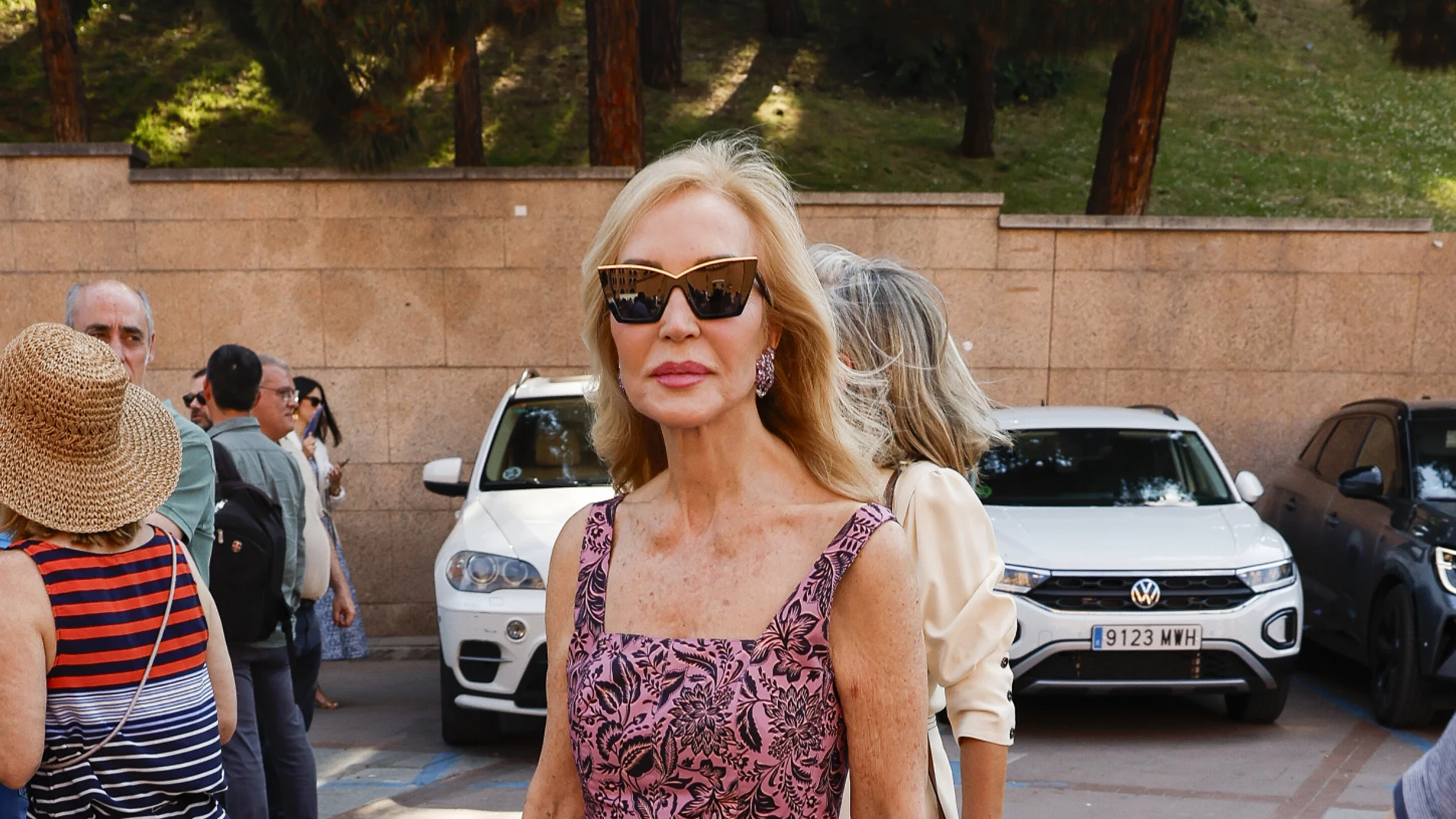 El look de Carmen Lomana en los toros.