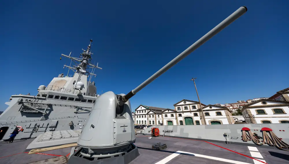 Fragata 101, Alvaro de Bazan, de la Armada Española.