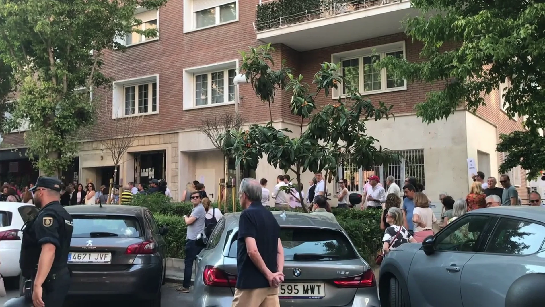 Concentración vecinal en Parque de las Avenidas