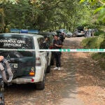 Hallan dos cadáveres dentro de un coche calcinado en Campo Lameiro (Pontevedra)