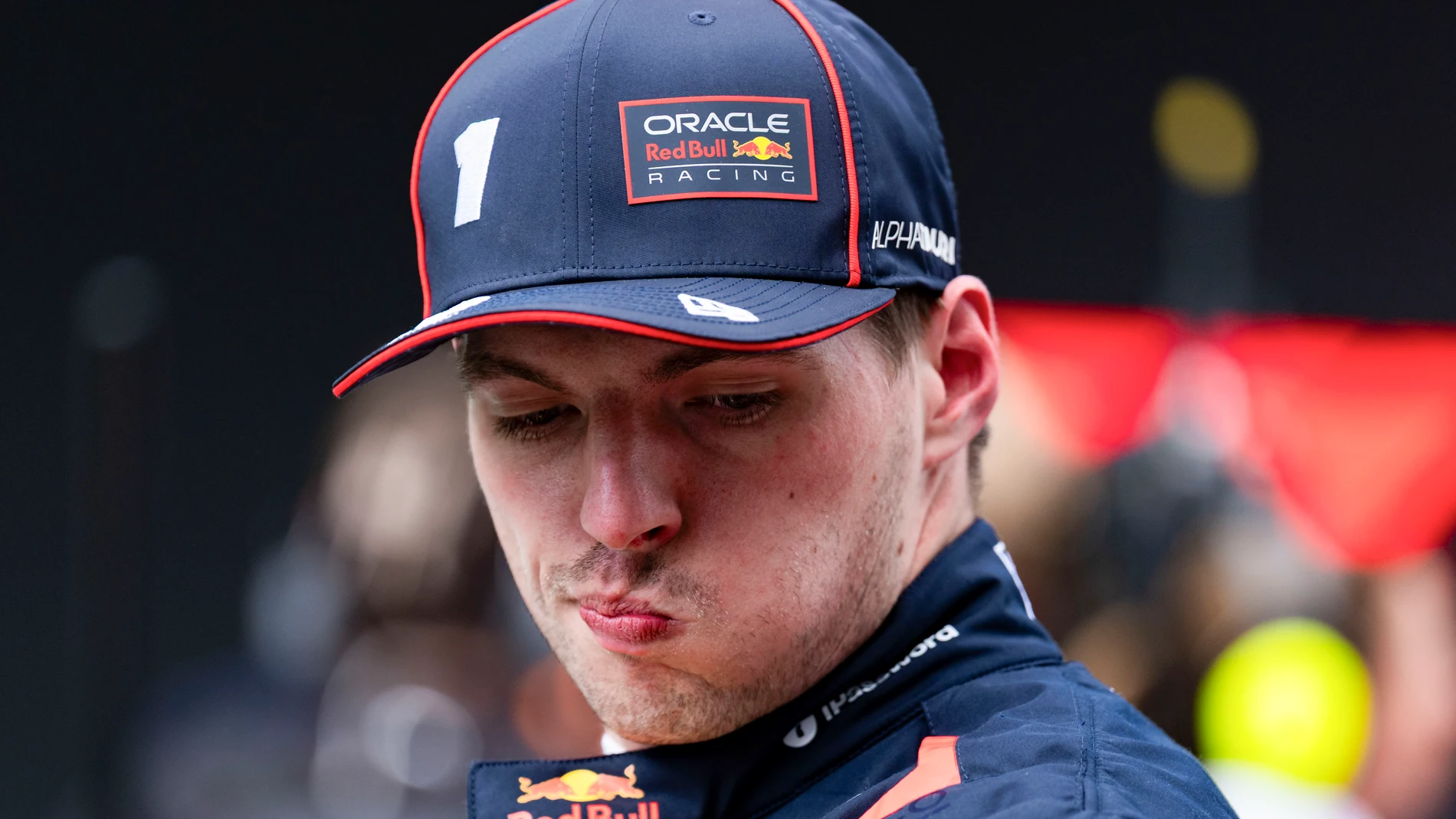 MONTMELÓ (BARCELONA), 31/05/2025.- El piloto neerlandés del equipo Oracle Red Bull Racing Max Verstappen, tras la clasificación Q3 previa al Gran Premio de España de Fórmula 1 que se celebra, este sábado, en el circuito de Barcelona-Cataluña en Montmeló (Barcelona).- EFE/Siu Wu