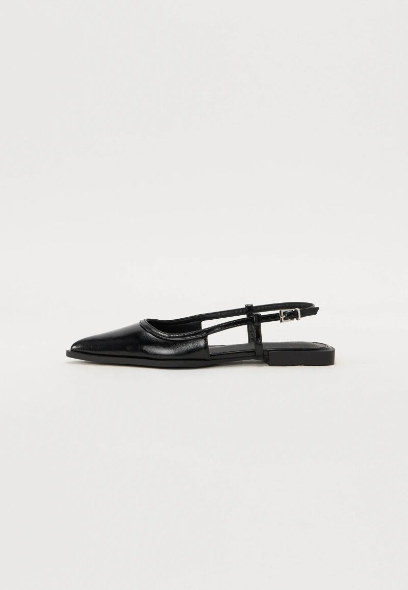 Zapatos destalonados.