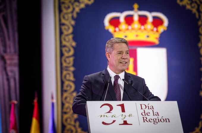 El presidente de Castilla-La Mancha, Emiliano García-Page, interviene en el el acto institucional del Día de Castilla-La Mancha que se celebra en el Palacio de Congresos de Albacete.