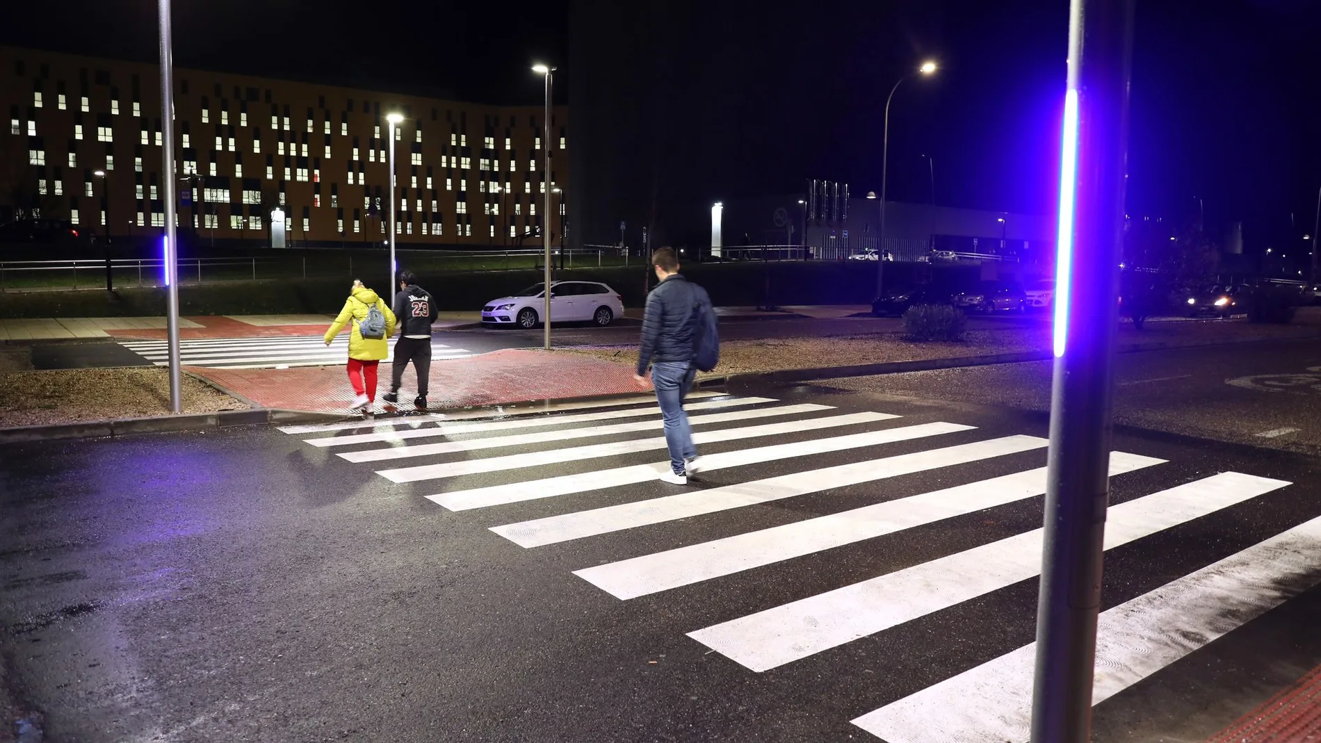 Iluminación pasos de peatones en Toledo.