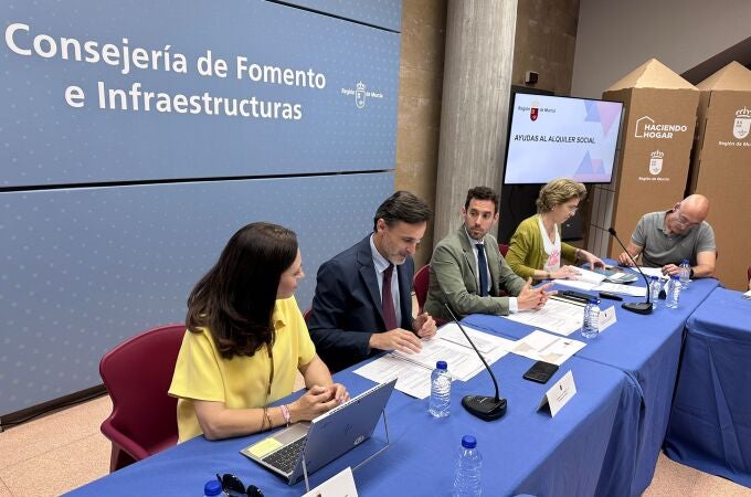 La Mesa del Alquiler Social ayer en su reunión en Murcia