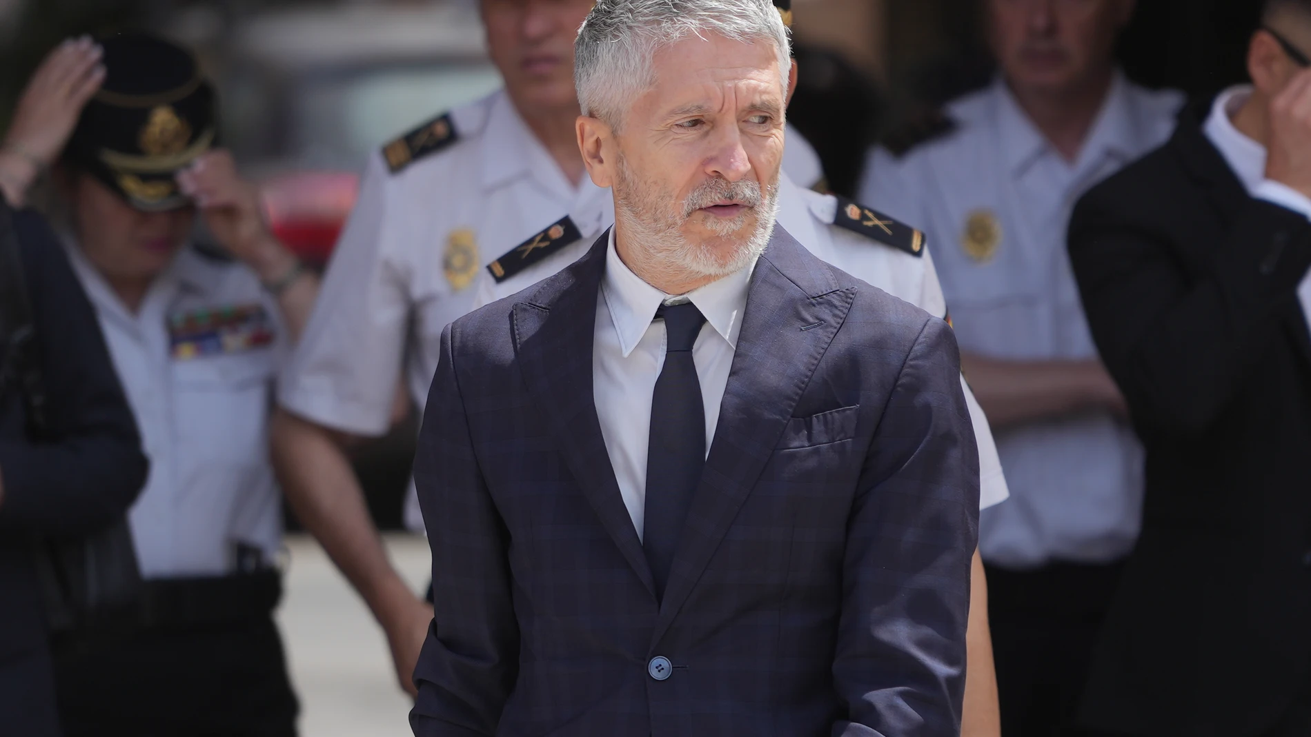 El ministro de Interior, Fernando Grande-Marlaska, visita las obras del Complejo Policial de Zapadores, en el Complejo Policial de Zapadores, a 2 de junio de 2025, en Valencia, Comunidad Valenciana (España). Las obras del Complejo Policial de Zapadores, en València, están enmarcadas en el Plan de Infraestructuras de Seguridad del Estado y cuentan con una inversión de 30 millones de euros. Está previsto que las obras terminen en 2026. 02 JUNIO 2025 Jorge Gil / Europa Press 02/06/2025