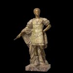 Escultura de Tiberio creada con bronce dorado