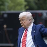 U.S. President Donald Trump departs the White House, May 30, 2025, in Washington, en route to U.S. Steel's Irvin Works in West Mifflin, Pennsylvania.