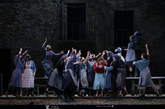 Imagen del pase general de 'La tabernera del puerto', en el Teatro de la Zarzuela