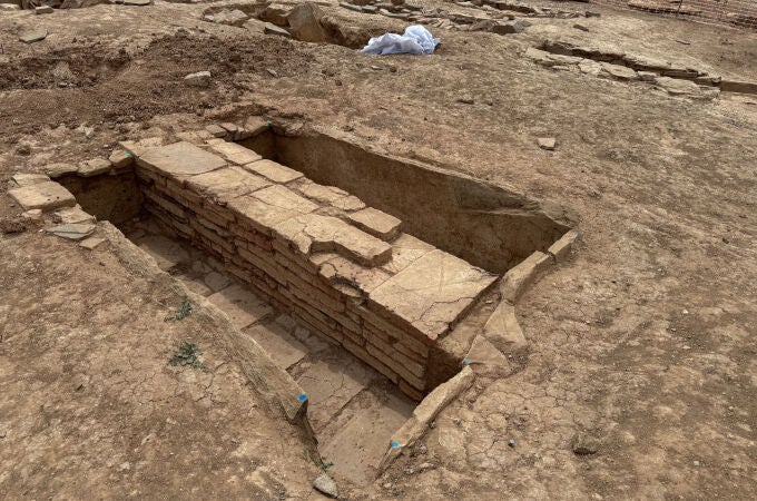Hallan 60 enterramientos romanos en unas obras de Villafranca de los Barros