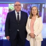 El consejero de Sanidad, Alejandro Vázquez, junto con la exministra Ana Pastor