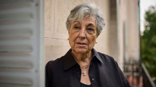 Entrevista con María Encarnación Roca. Es una jurista española. Ha sido magistrada en la Sala de lo Civil del