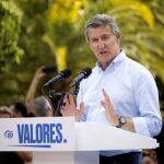 Feijóo critica que Sánchez lleve un mes "callado" ante la "corrupción" que le rodea: "Es un silencio cómplice"
