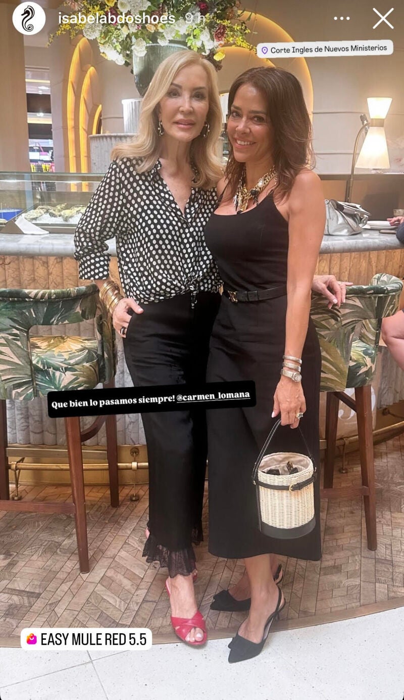 El look de Carmen Lomana.