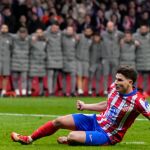 La IFAB cambia las reglas por el doble toque de Julián Álvarez 